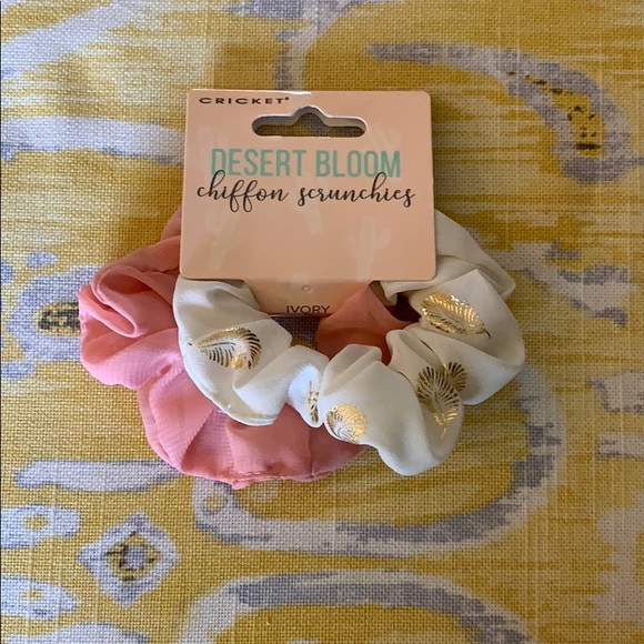 CRICKET Accessories - CLEARANCE!💋FINAL PRICE 🎉CRICKET hair scrunchies